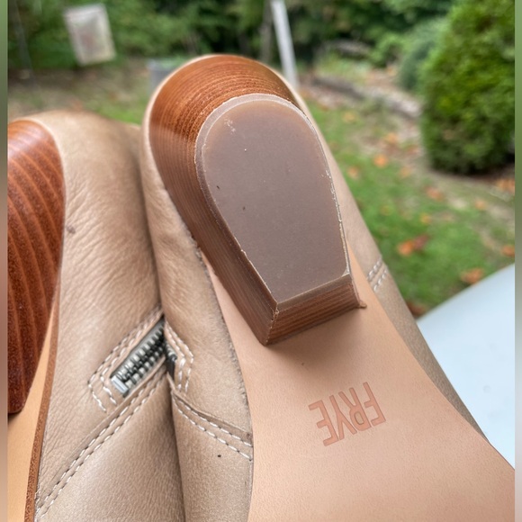 New Frye Reina Western Bootie Size 8 - Picture 12 of 13